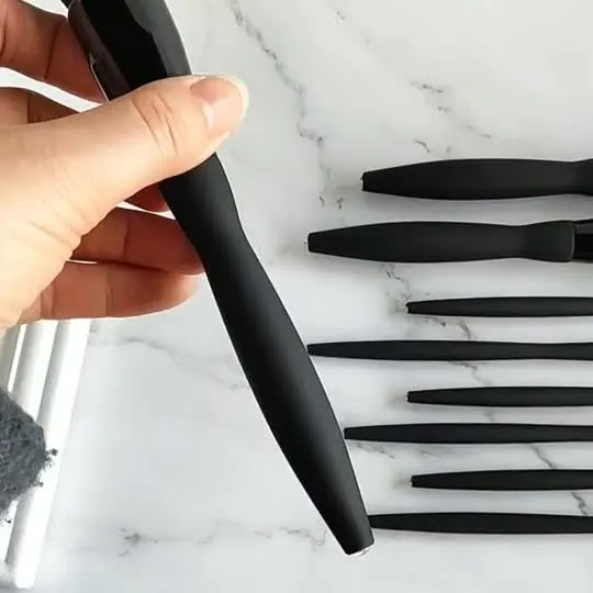 Produttori di 9 pennelli per il trucco neri Set di pennelli per il trucco all'ingrosso Set di pennelli per il trucco in fibra morbida vegana personalizzati